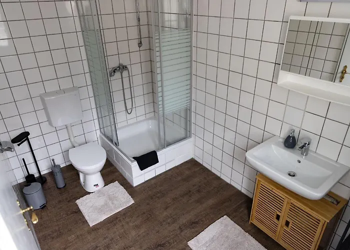 Pensionszimmer - Grosses Doppelzimmer - Zweibettzimmer Guest house *